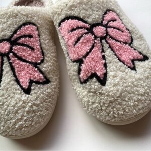 Slippers pink bow 8.5